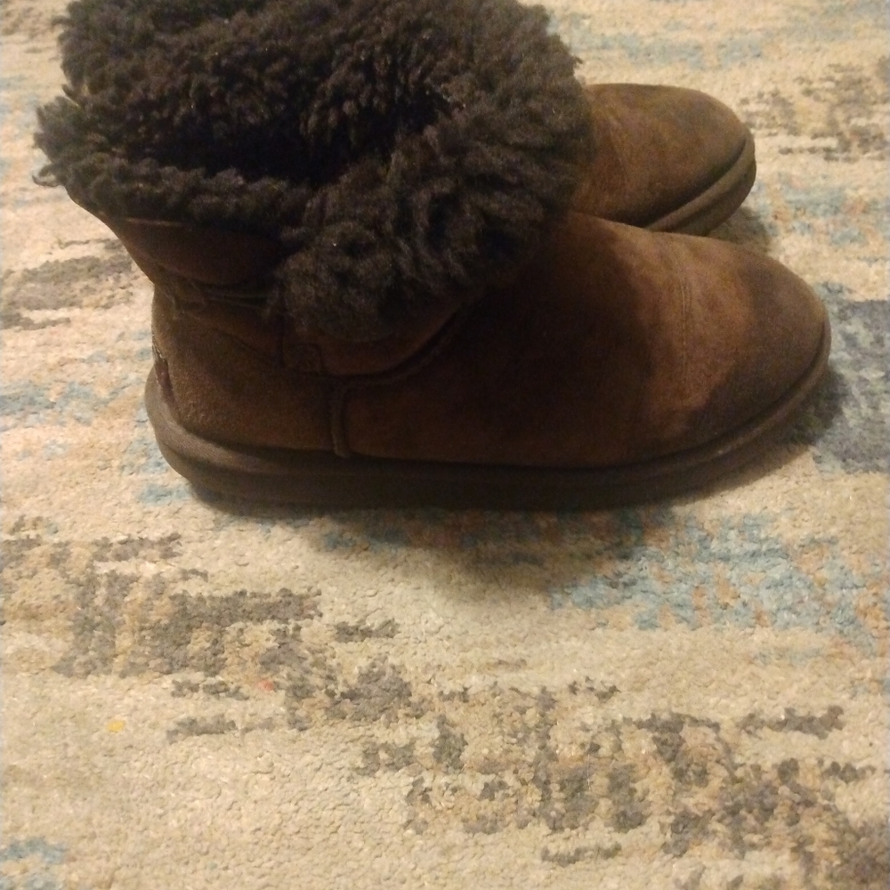 Ugg Boots - image 3
